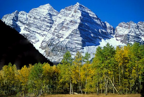 Maroon Bells in Aspen, Colorado with fall colors